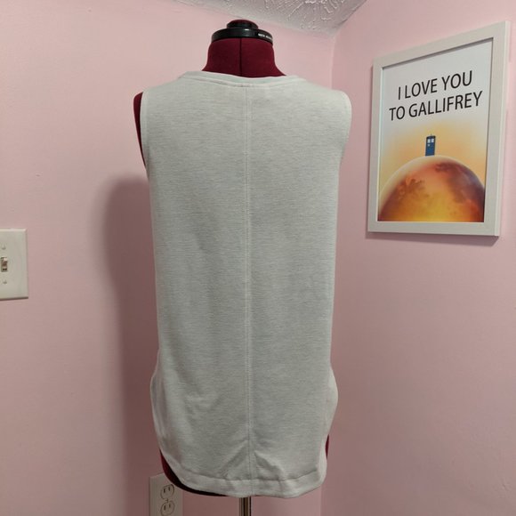 Lace Tank - Picture 4 of 5